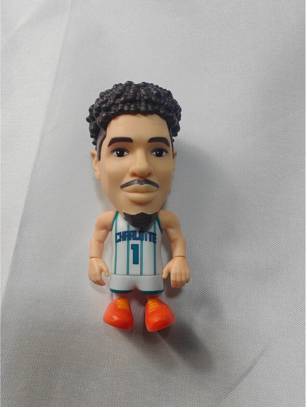 2024 Zuru NBA Ballers Figure Lamelo Ball (white jersey) Figure Only!!